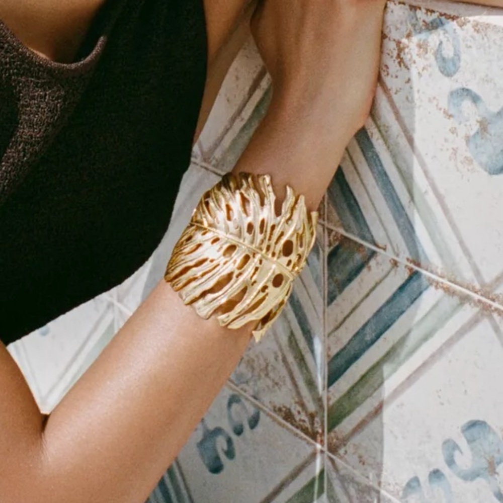 ZARA MONSTERA LEAF CUFF BRACELET NWT